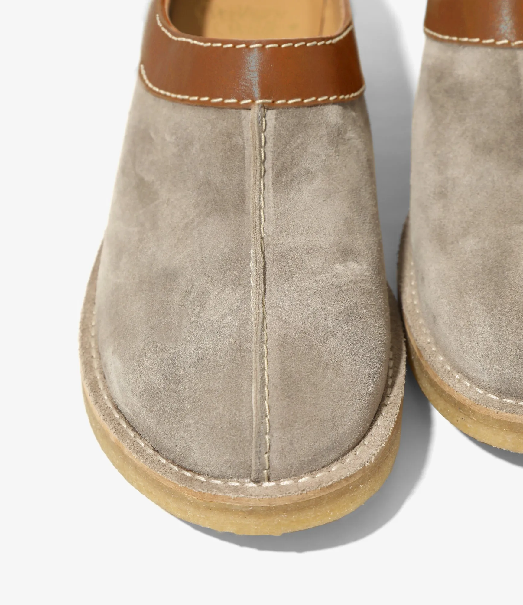 QR Centre Seam Slip-In Moccasin – Sand Suede